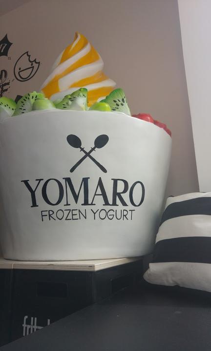 Yomaro Frozen Yogurt